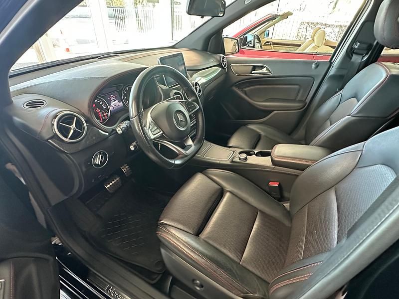 Gebraucht Mercedes B220 AMG line 184 PS (135 kW) 2016 Schwarz Van / Kleinbus