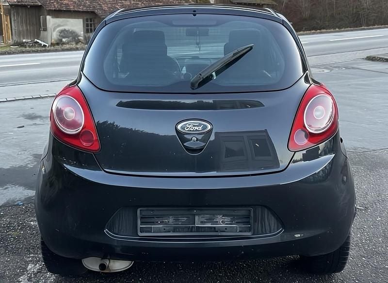 Gebraucht Ford Ka Trend 69 PS (50 kW) 2011 Kleinwagen