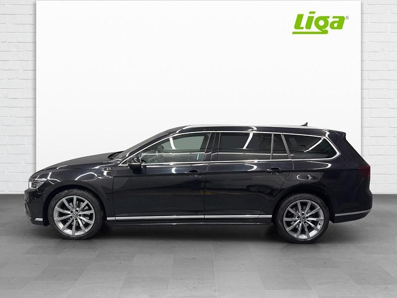 Gebraucht VW Passat Elegance 200 PS (147 kW) 2021 Kombi