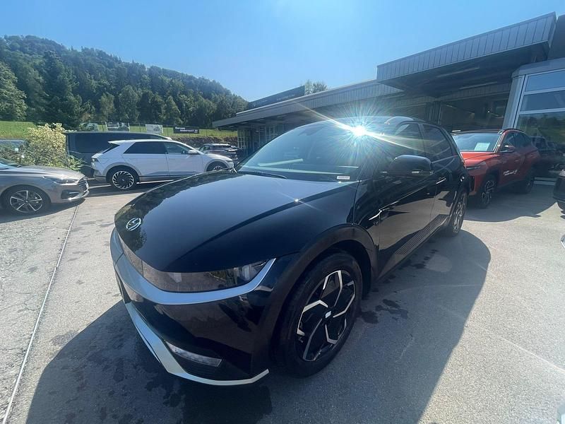 Neu Hyundai Ioniq 239 kW (325 PS) 2025 Schwarz Kleinwagen