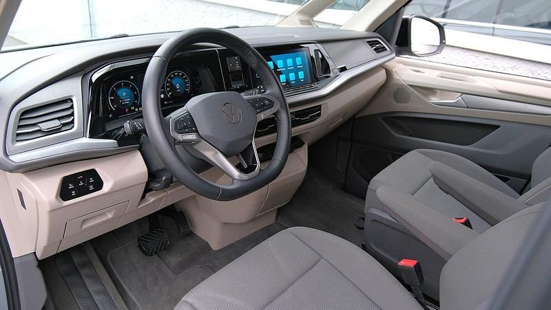 Gebraucht VW Multivan Life 150 PS (110 kW) 2025 Van