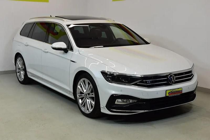 Gebraucht VW Passat Elegance 200 PS (147 kW) 2026 Weiss Kombi