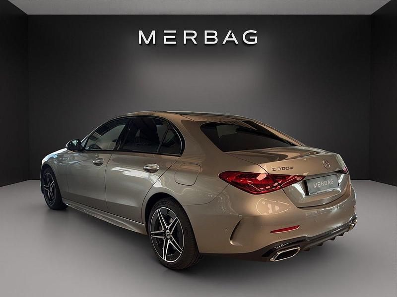 Gebraucht Mercedes C300e AMG line 204 PS (150 kW) 2024 Silber Limousine