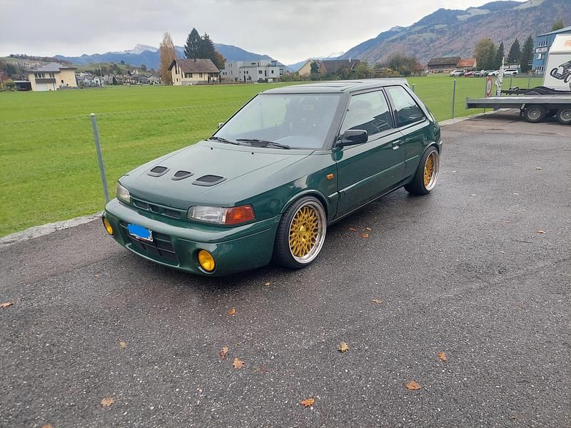 Gebraucht 1993 Mazda 323 | CHF 60’000 - Bild 1/4