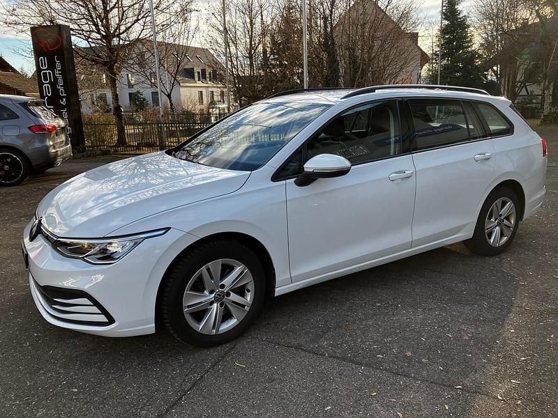 Gebraucht VW Golf VIII Life 115 PS (84 kW) 2022 Kombi