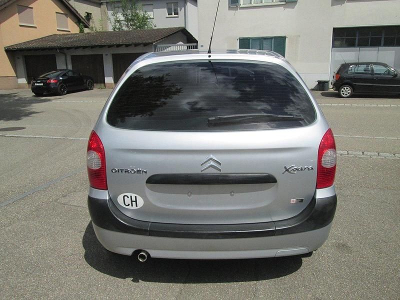 Gebraucht Citroën Xsara Picasso 95 PS (69 kW) 2004 Van / Kleinbus