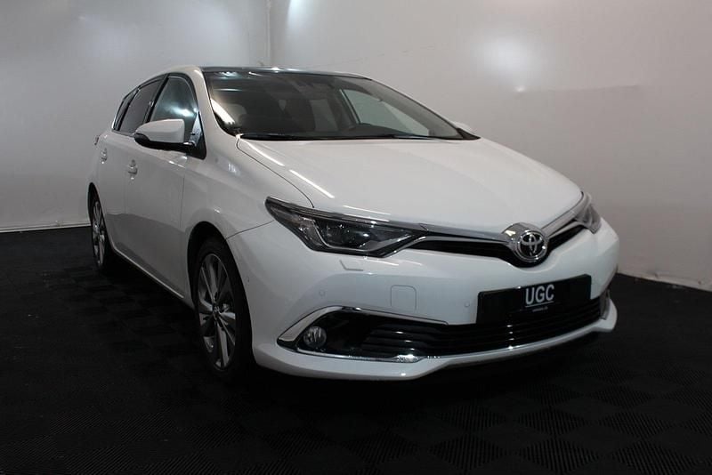 Gebraucht 2015 Toyota Auris Sol Limousine | CHF 10’999 (Fairer Preis) - Bild 1/4