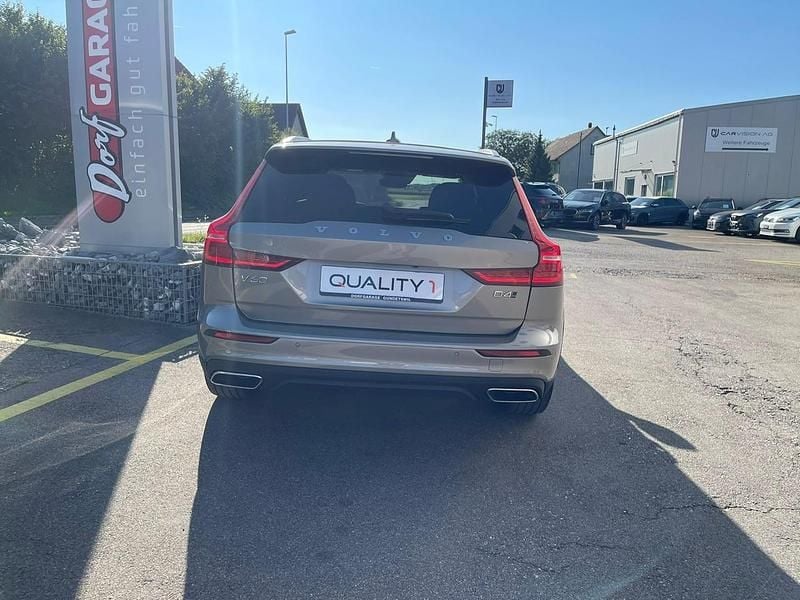 Gebraucht Volvo V60 CC 190 PS (139 kW) 2020 Kombi