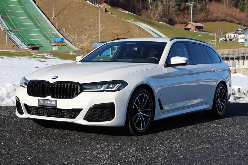 Gebraucht BMW 520 M Sport 190 PS (139 kW) 2021 Kombi