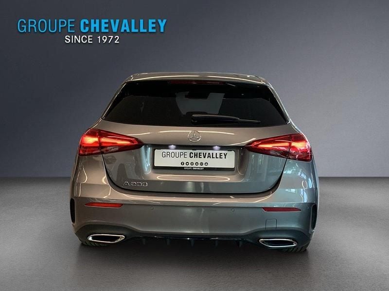 Neu Mercedes A200 163 PS (119 kW) 2025 Grau Limousine