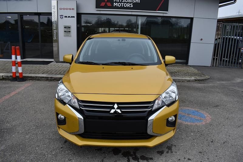 Gold Gebraucht 2024 Mitsubishi Space Star Invite Limousine | CHF 16’500 (Fairer Preis) - Bild 1/4