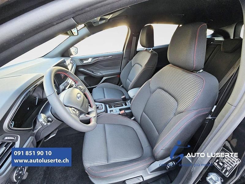 Gebraucht Ford Focus ST-Line 125 PS (91 kW) 2023 Schwarz Kombi