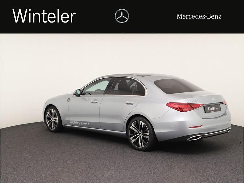 Gebraucht Mercedes C220 Avantgarde 200 PS (147 kW) 2021