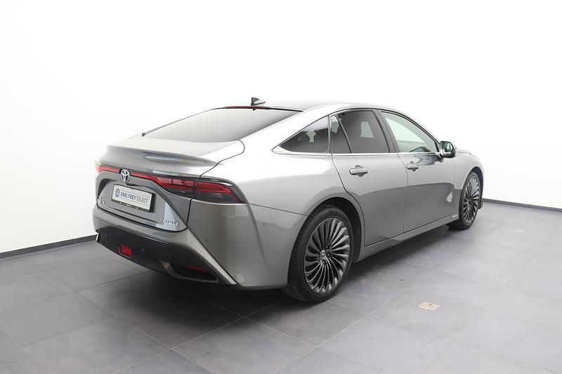 Gebraucht Toyota Mirai Platinum 182 PS (133 kW) 2021 Grau Limousine