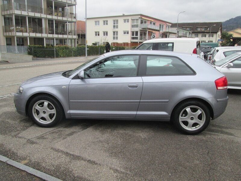 Gebraucht Audi A3 Attraction 150 PS (110 kW) 2004 Limousine