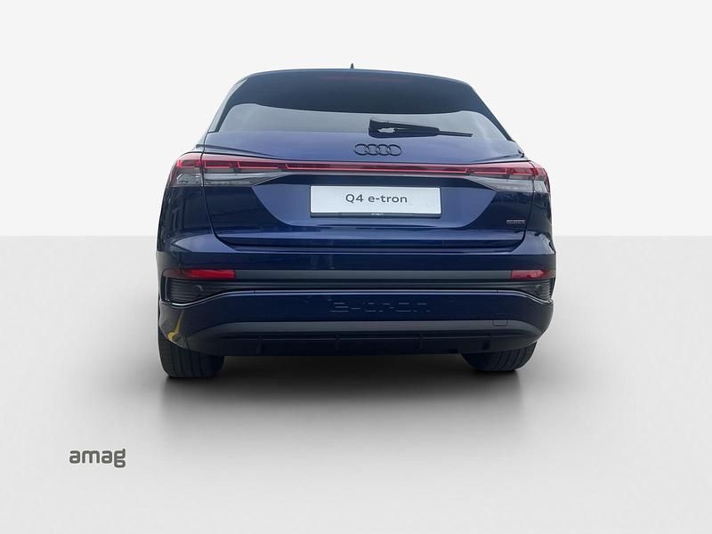 Gebraucht Audi Q4 e-tron Basis 210 kW (286 PS) 2025 Navarrablau metallic SUV