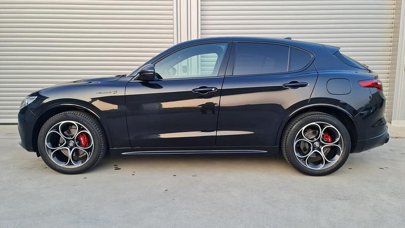 Gebraucht Alfa Romeo Stelvio Ti 280 PS (205 kW) 2022 Schwarz SUV