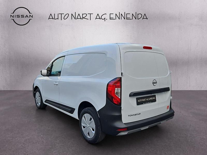 Neu Nissan Townstar N-Connecta 130 PS (95 kW) 2025 Van