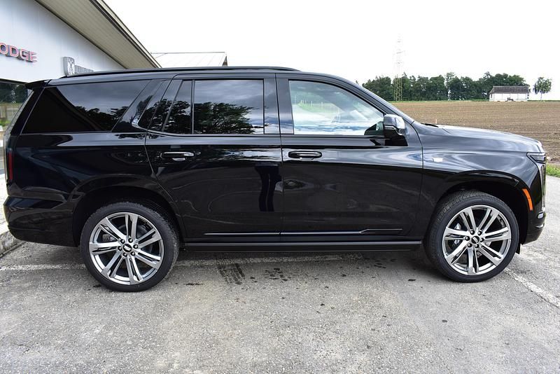 Neu Cadillac Escalade 420 PS (308 kW) 2025 SUV