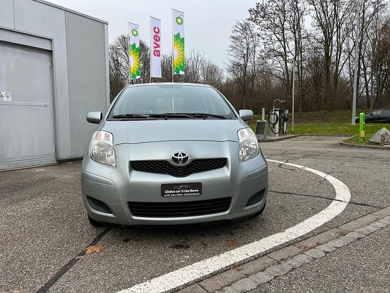 Gebraucht 2010 Toyota Yaris Sol | CHF 5’300 (Fairer Preis) - Bild 1/4