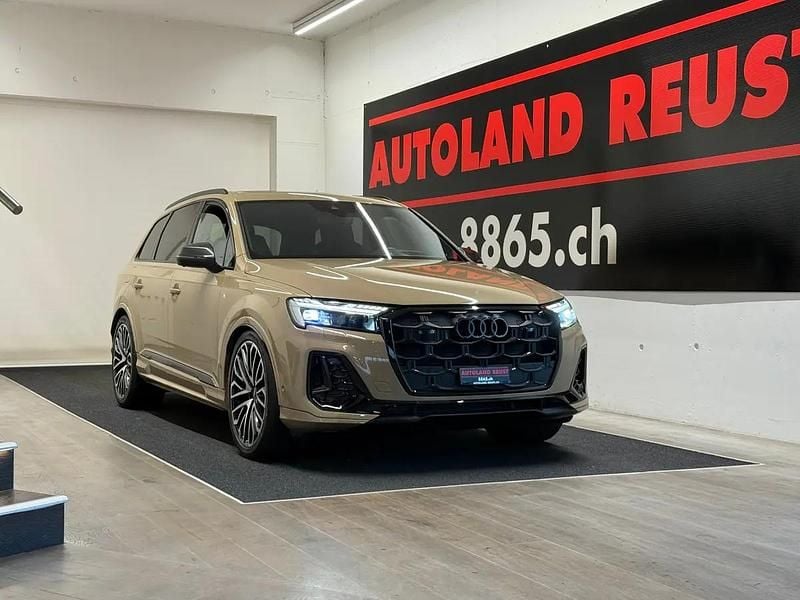 Gold Gebraucht 2025 Audi Q7 S-Line SUV | CHF 80’940 (Etwas zu teuer) - Bild 1/4