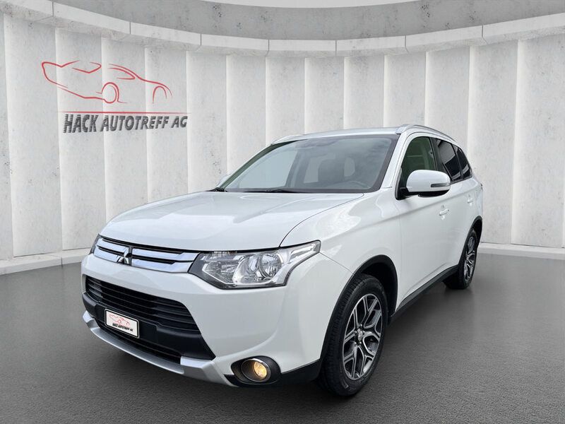 Gebraucht 2015 Mitsubishi Outlander SUV | CHF 16’900 (Teuer) - Bild 1/4