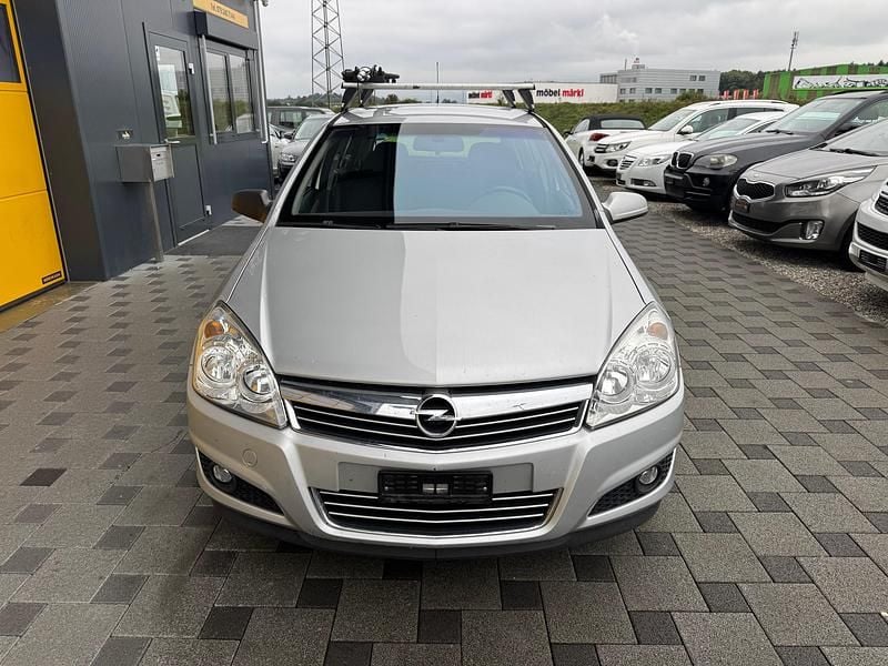 Gebraucht Opel Astra 140 PS (102 kW) 2008