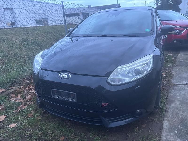 Gebraucht Ford Focus ST 250 PS (183 kW) 2013