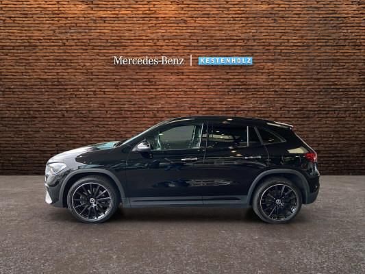 Gebraucht Mercedes GLA250 AMG line 218 PS (160 kW) 2021 SUV