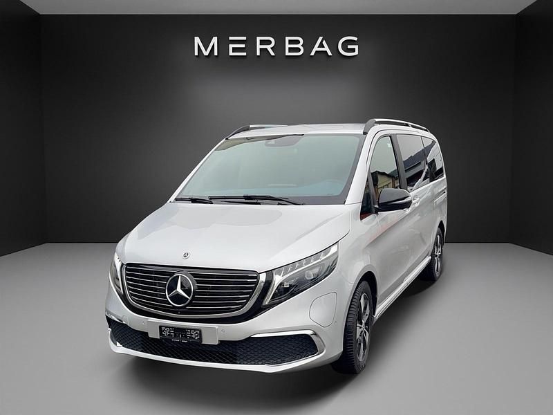 Silber Gebraucht 2023 Mercedes EQV300 Van / Kleinbus | CHF 63’900 (Etwas zu teuer) - Bild 1/4