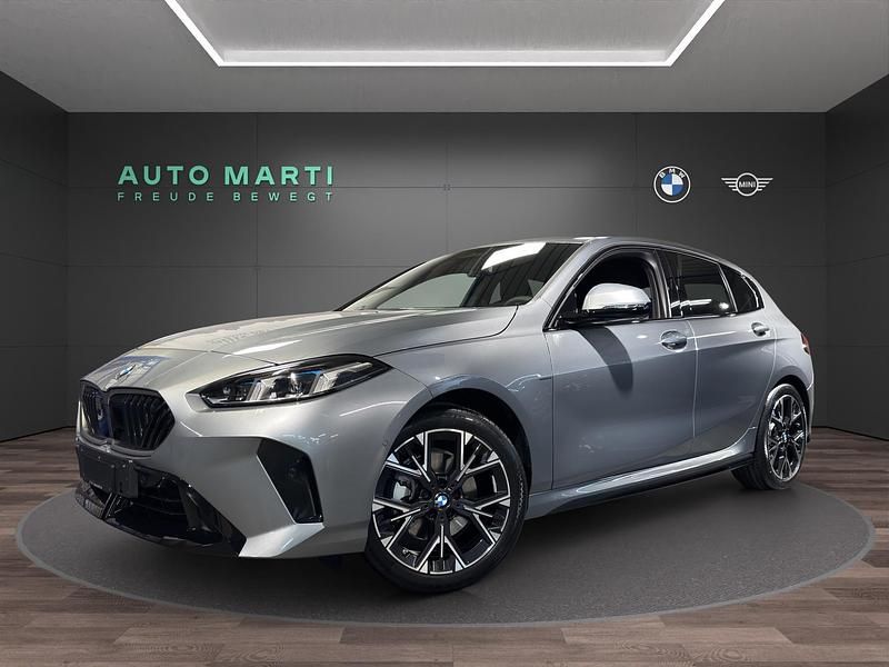 Neu BMW 116 Performance 122 PS (89 kW) 2026 Grau Kleinwagen
