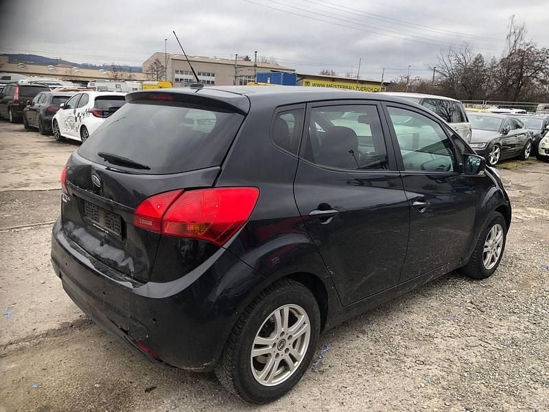 Gebraucht Kia Venga 125 PS (91 kW) 2010 Kleinwagen