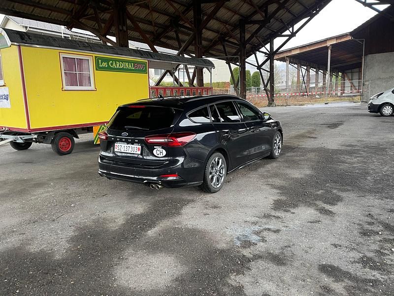 Gebraucht Ford Focus ST-Line 155 PS (114 kW) 2023