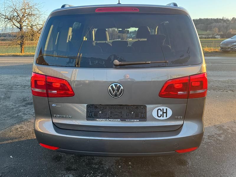 Gebraucht VW Touran Comfortline 140 PS (102 kW) 2011 Van / Kleinbus