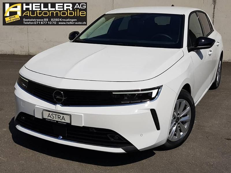 Weiss Gebraucht 2023 Opel Astra Limousine | CHF 24’990 (Guter Preis) - Bild 1/4
