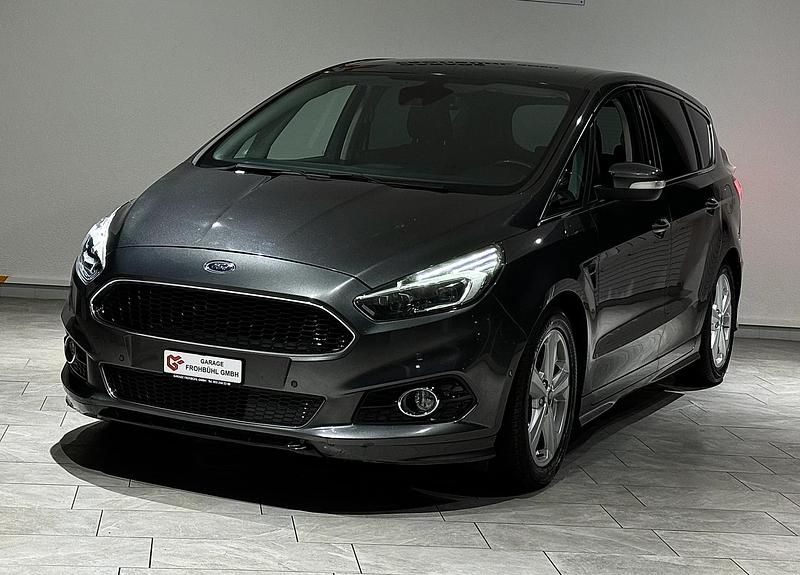Grau Gebraucht 2015 Ford S-MAX Titanium Van / Kleinbus | CHF 17’900 - Bild 1/4