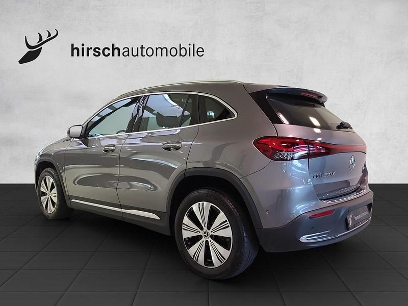 Gebraucht Mercedes EQA300 168 kW (229 PS) 2021 Grau SUV