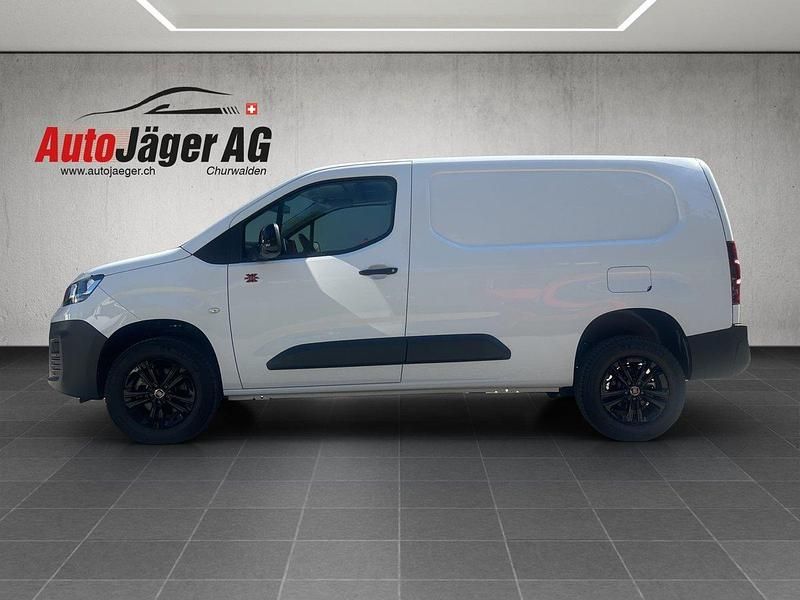 Gebraucht Fiat 130 129 PS (94 kW) 2023 Limousine