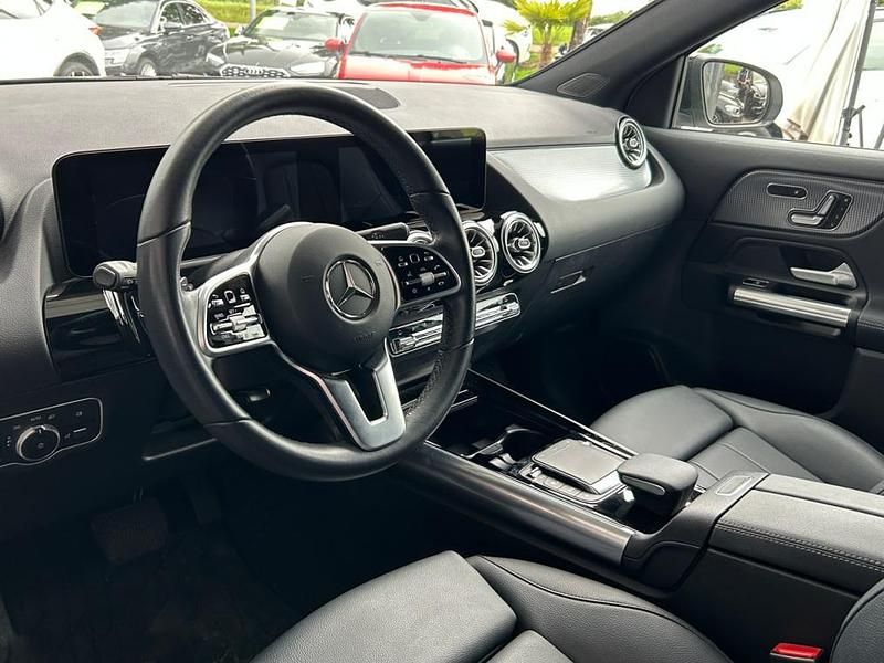 Gebraucht Mercedes GLA200 Progressive 163 PS (119 kW) 2021 SUV