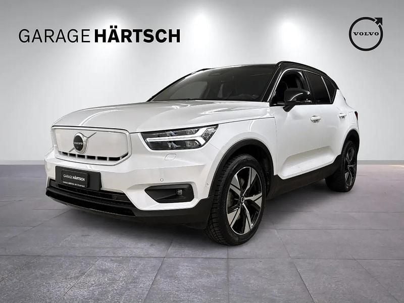 Weiss Gebraucht 2025 Volvo XC40 Pro SUV | CHF 28’940 (Superpreis) - Bild 1/4