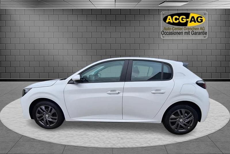 Gebraucht Peugeot 208 Active 102 PS (75 kW) 2020 Kleinwagen