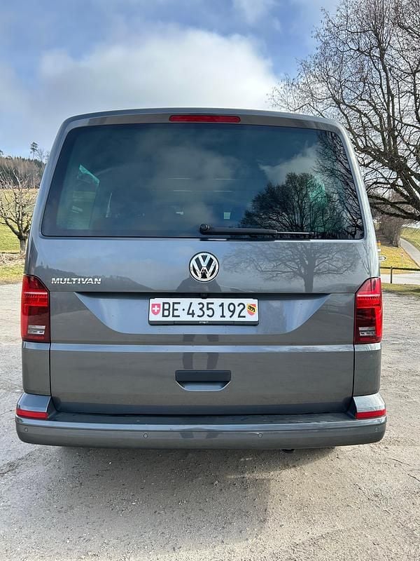 Gebraucht VW Multivan Trendline 150 PS (110 kW) 2022 Van