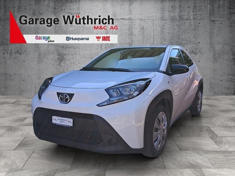 Gebraucht Toyota Aygo X Comfort 72 PS (52 kW) 2024 Weiss SUV