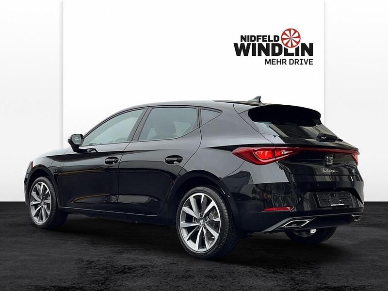 Gebraucht Seat Leon FR 204 PS (150 kW) 2023 Schwarz Limousine
