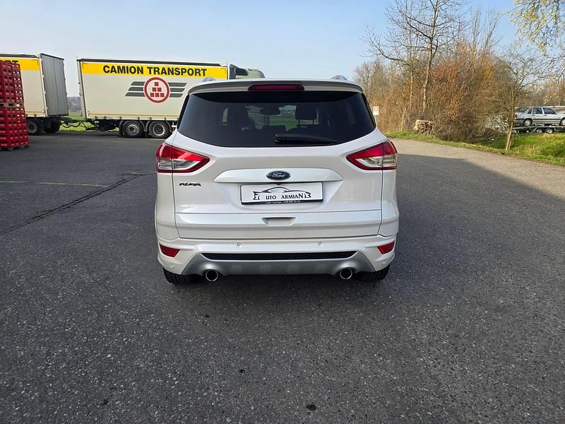 Gebraucht Ford Kuga Titanium 180 PS (132 kW) 2016 SUV