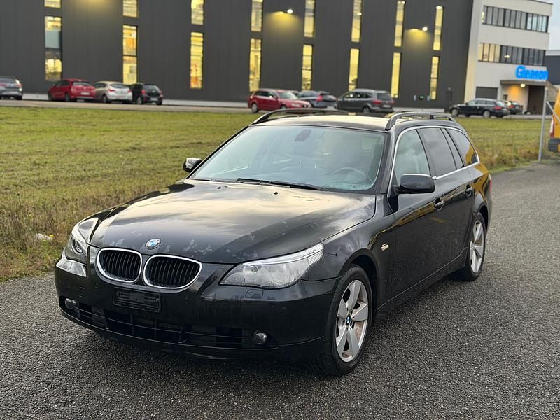 Gebraucht BMW 530 258 PS (189 kW) 2005 Kombi