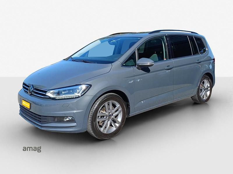 Delfingrau metallic Gebraucht 2024 VW Touran United Van / Kleinbus | CHF 35’990 (Teuer) - Bild 1/4