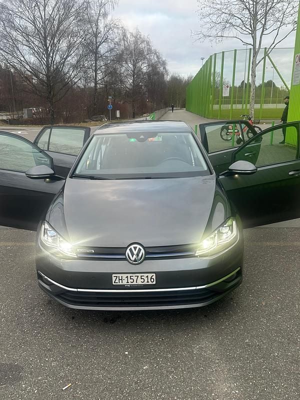 Gebraucht 2018 VW Golf VII Comfortline | CHF 16’200 (Superpreis) - Bild 1/4