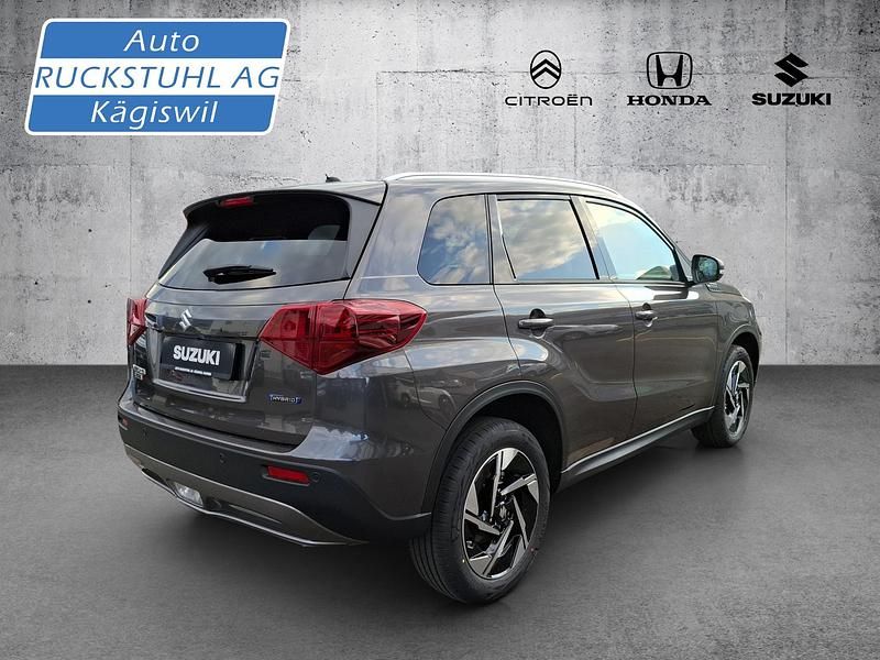 Gebraucht Suzuki Vitara 116 PS (85 kW) 2025 SUV
