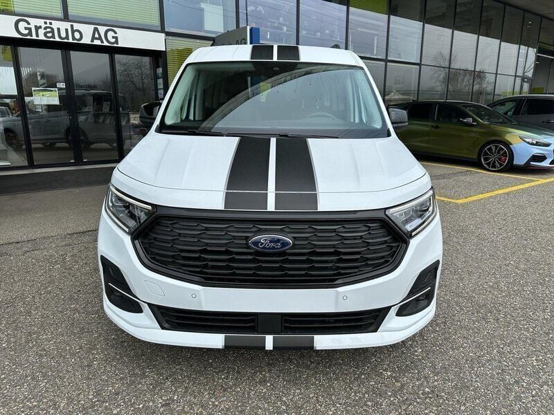 Gebraucht Ford Tourneo Connect Sport 121 PS (88 kW) 2024 Weiss Van / Kleinbus